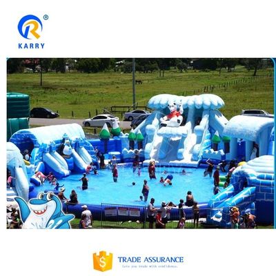 Blaser inklusive Eisbärenthemen aufblasbarer Wasserpark 15x15m Ideal für Sommeraktivitäten