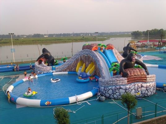 Design im Freien Großes Kinderspielplatz Hochburg Spielfeld Parks Perfekt für Resort Hotel