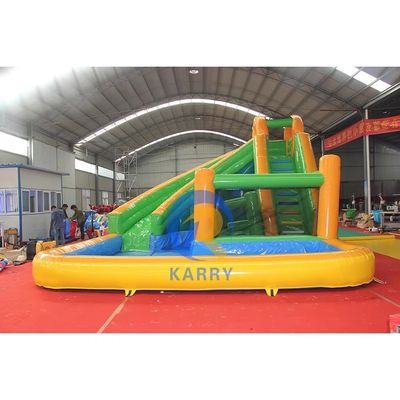 PVC-Material Kinderspiel Outdoor Kleines aufblasbares Wasserpark Spiele mit und 5-10 Passagiere