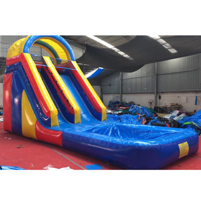 EN14960 Zertifizierte beliebte aufblasbare Wasserrutsche mit Dip-Kurve und Wildsplash