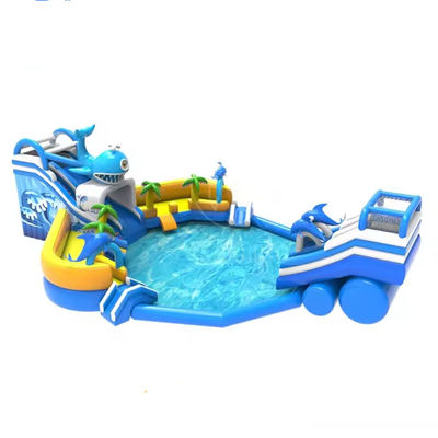 Erleben Sie den Nervenkitzel unseres aufblasbaren Wasserparks, perfekt für Erwachsenen-Party-Vermietungen.