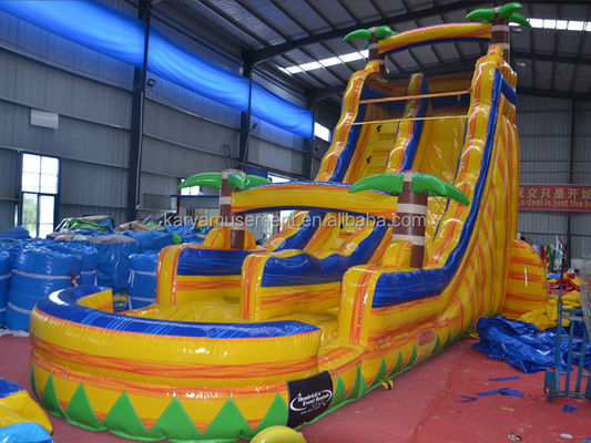 angepasste Farbbescheinigung CE/EN71/EN14960 Aufblasbare Wassersprungrutsche mit Pool