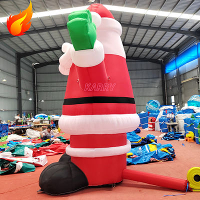 Heiße Weihnachtsfeier 4 Meter hoher Riesen aufblasbarer Weihnachtsmann mit tragbaren Funktionen