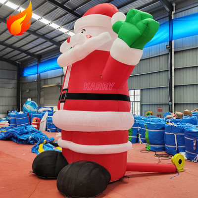 Heiße Weihnachtsfeier 4 Meter hoher Riesen aufblasbarer Weihnachtsmann mit tragbaren Funktionen
