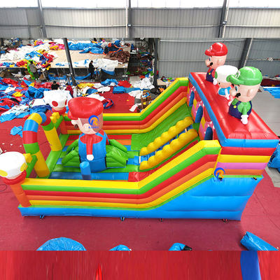 Kinderspielplatz im Freien Mario-Thema Lufttrampolin aufblasbare Sprungburg mit Rutsche