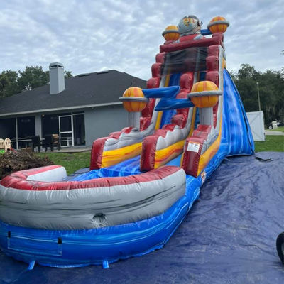 Unterhaltung im Innen- und Außenbereich PVC-Wasserrutsche mit Kindern Splash Pool Spaß