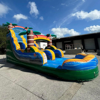 Versand erleichtert Kommerzielles PVC Tropenpalmenwasserrutsche aufblasbar mit Pool