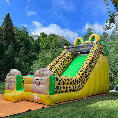 Digitales Drucken Gelber Leopard Druck aufblasbare Sprungwasserrutsche für Kinder und Erwachsene