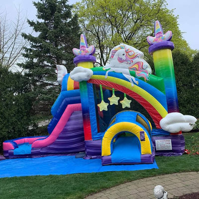 Kinder aufblasbare Spielzeuge Regenbogen Einhorn Trampolin Schloss aufblasbares Sprunghaus mit Rutsche
