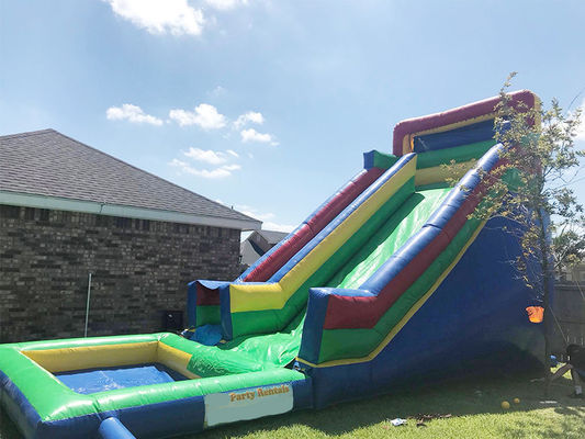 Mieten Sie einen Green Bounce Jump Wasserrutsche aufblasbaren Würfel Pool für kommerzielle Anlässe