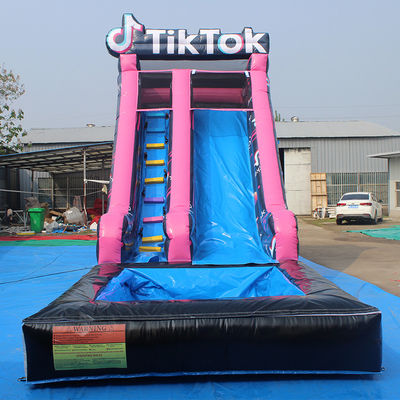 Mieten Sie einen Green Bounce Jump Wasserrutsche aufblasbaren Würfel Pool für kommerzielle Anlässe