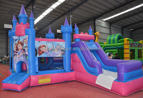 Eigenschaften PORTABLE Kinder Naughty Castle aufblasbares Sprunghaus mit Rutsche und Pool