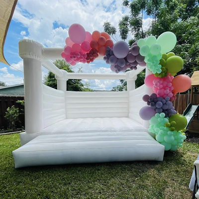 Maßgeschneiderte Größe Weiße Moonwalk aufblasbare Türsteher für PVC Bouncy Castle in Pastellfarbe