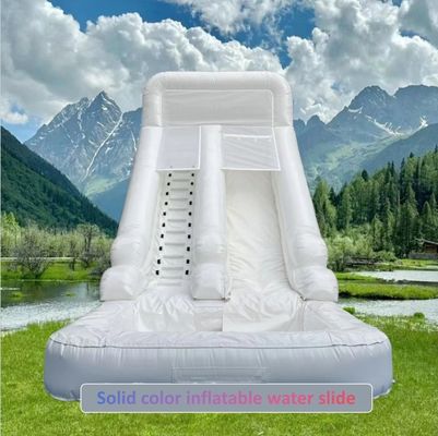 Innenvermietung aufblasbare Wasserrutsche mit Pool im Sommer