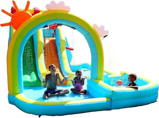 Regenbogen-Wasservorhang und Felsklettern aufblasbares Wasser Doppelslide-Park-Spiel für Kinder