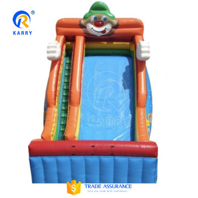 Aufblasbare Wasserrutsche mit Pool für Kinder und Erwachsene