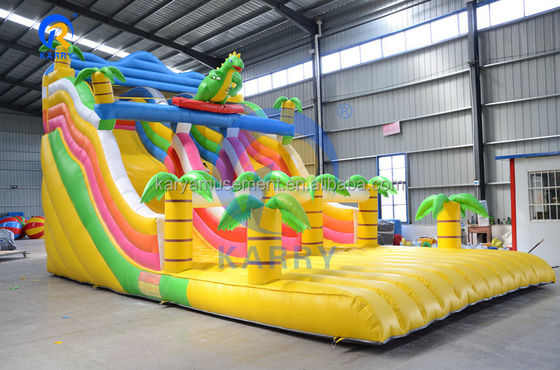 Eigenschaften PORTABLE Waldschloss Rutsche Trampolin Park Ausrüstung für Kinderspielzeug