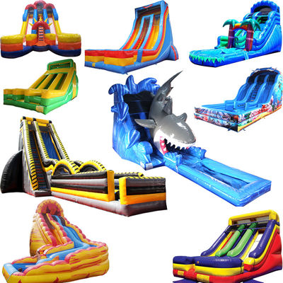 PVC-Wasserrutsche mit Schwimmbecken
