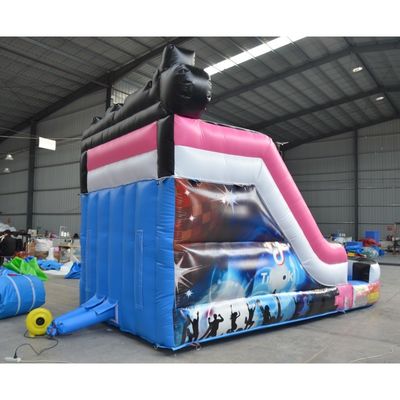Maximalkapazität 100-500 kg Werbeveranstaltung Aufblasbarer Wasserrutscher mit Pool