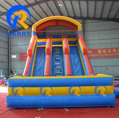 2023 Heisswasser-Slide-Combo-Pool mit Doppelspur-Rotationsdesign und PVC-Material