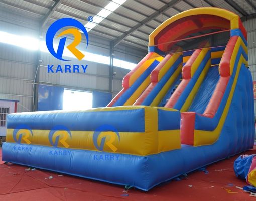 2023 Heisswasser-Slide-Combo-Pool mit Doppelspur-Rotationsdesign und PVC-Material