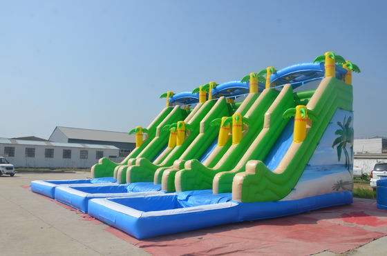 Unisex-Wasserrutsche und Sprungschloss