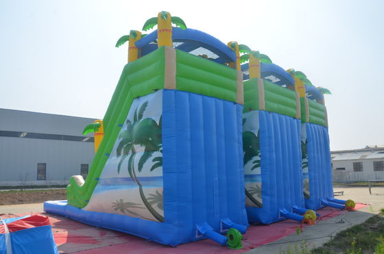 Unisex-Wasserrutsche und Sprungschloss