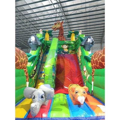 Aufblasbare Doppelslide Safari Tierthema Sprungrutsche mit mächtiger Giraffe und mehr