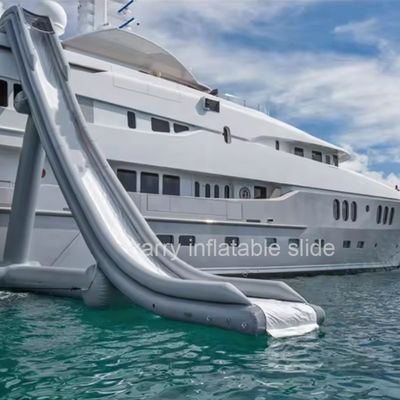Indoor Outdoor aufblasbares Spiel Wasserrutsche mit Pool Das ultimative Yacht-Wasserspielzeug