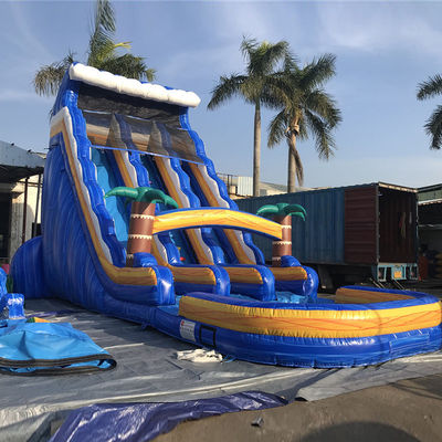 Hinterhof aufblasbare Wasserrutschen mit Pool- und Reparaturzubehör Maximalkapazität &gt; 500 kg
