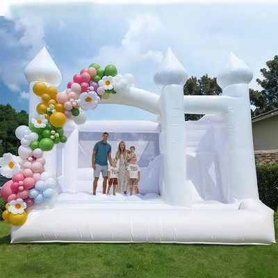 Customized Größe kommerzielles PVC aufblasbares Sprunghaus mit Rutsche und Pool von OEM akzeptiert