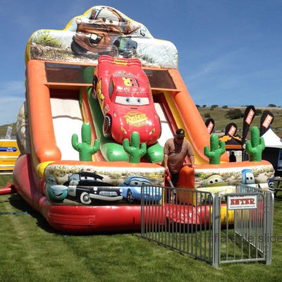 Anpassen Sie Doppelslide Charakter Monster Truck aufblasbare Hüpfburg für Kinder