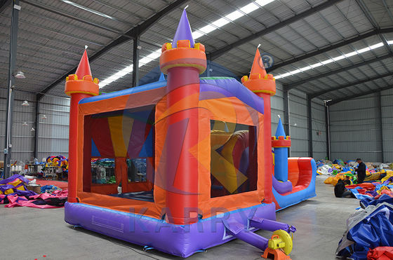 Holen Sie sich das Beste aus beiden Welten mit unserem kommerziellen Knight aufblasbaren Sprunghaus-Slide