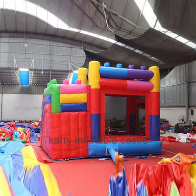 Commercial Jumping Castle Combo mit aufblasbaren PVC-Bausteinen und Rutschen