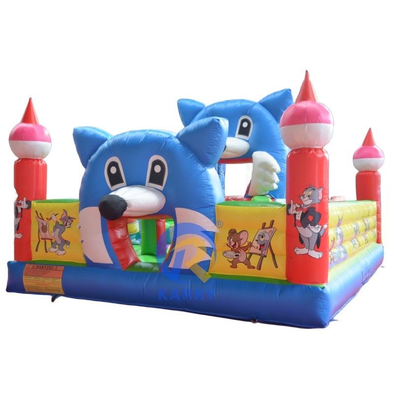 Vergnügungspark Fun City Aufblasbares Sprunghaus mit Tom und Jerry Thema OEM akzeptiert