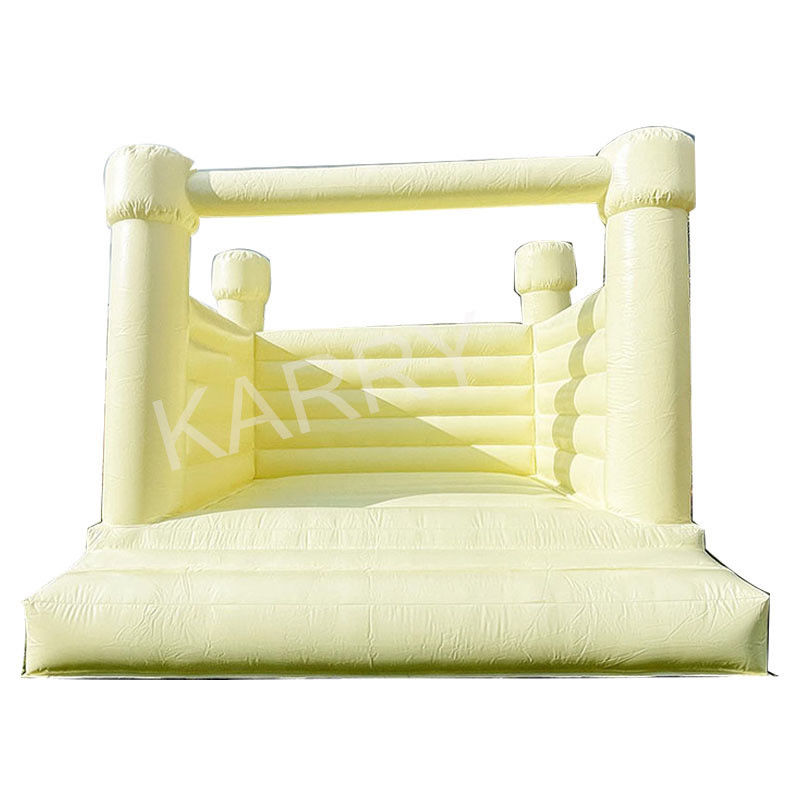 Ein aufblasbares Sprungbett für Hochzeitsfeiern für Unisex